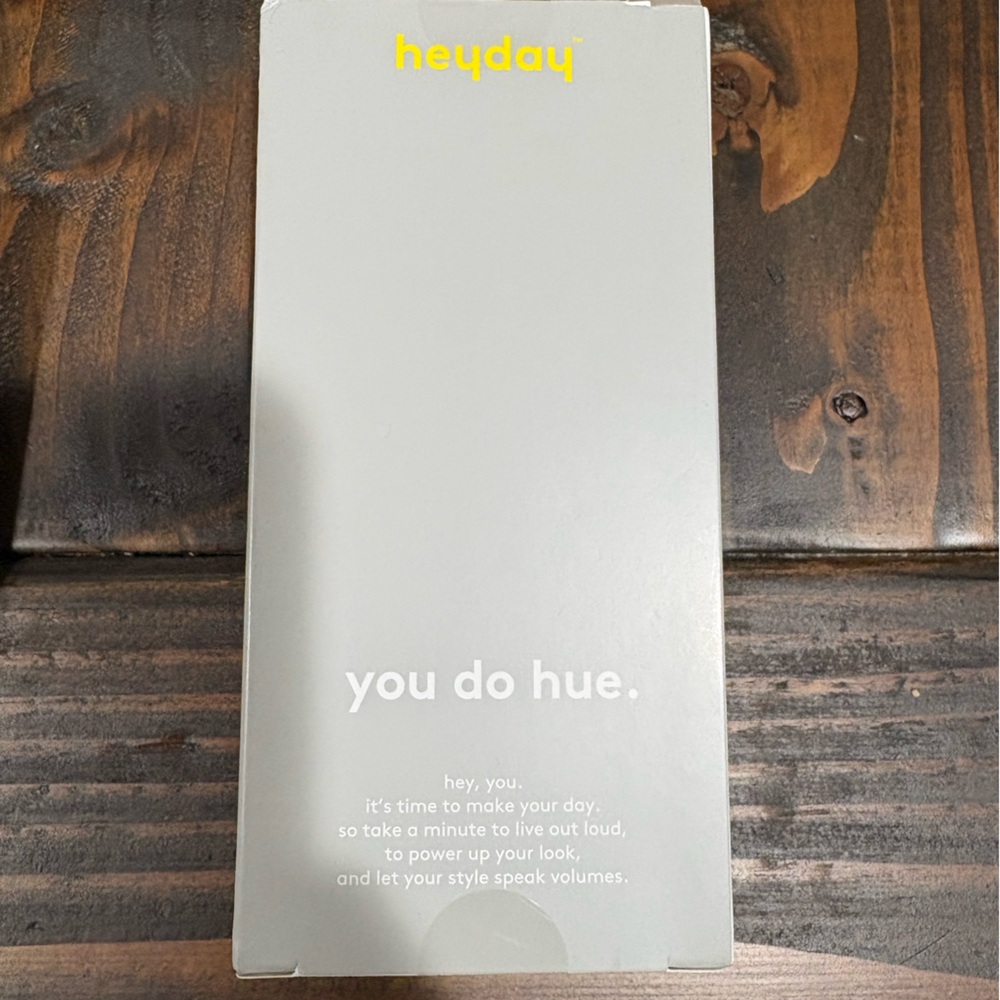 ⭐️ 5/$25 Heyday Magnetic Watch Band for Apple Watch - Picture 2 of 2